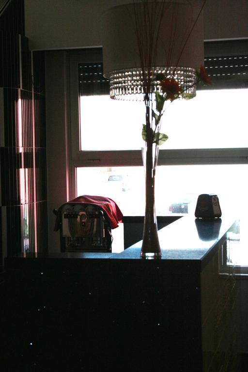 B&B Via Gallipoli Алецио Экстерьер фото