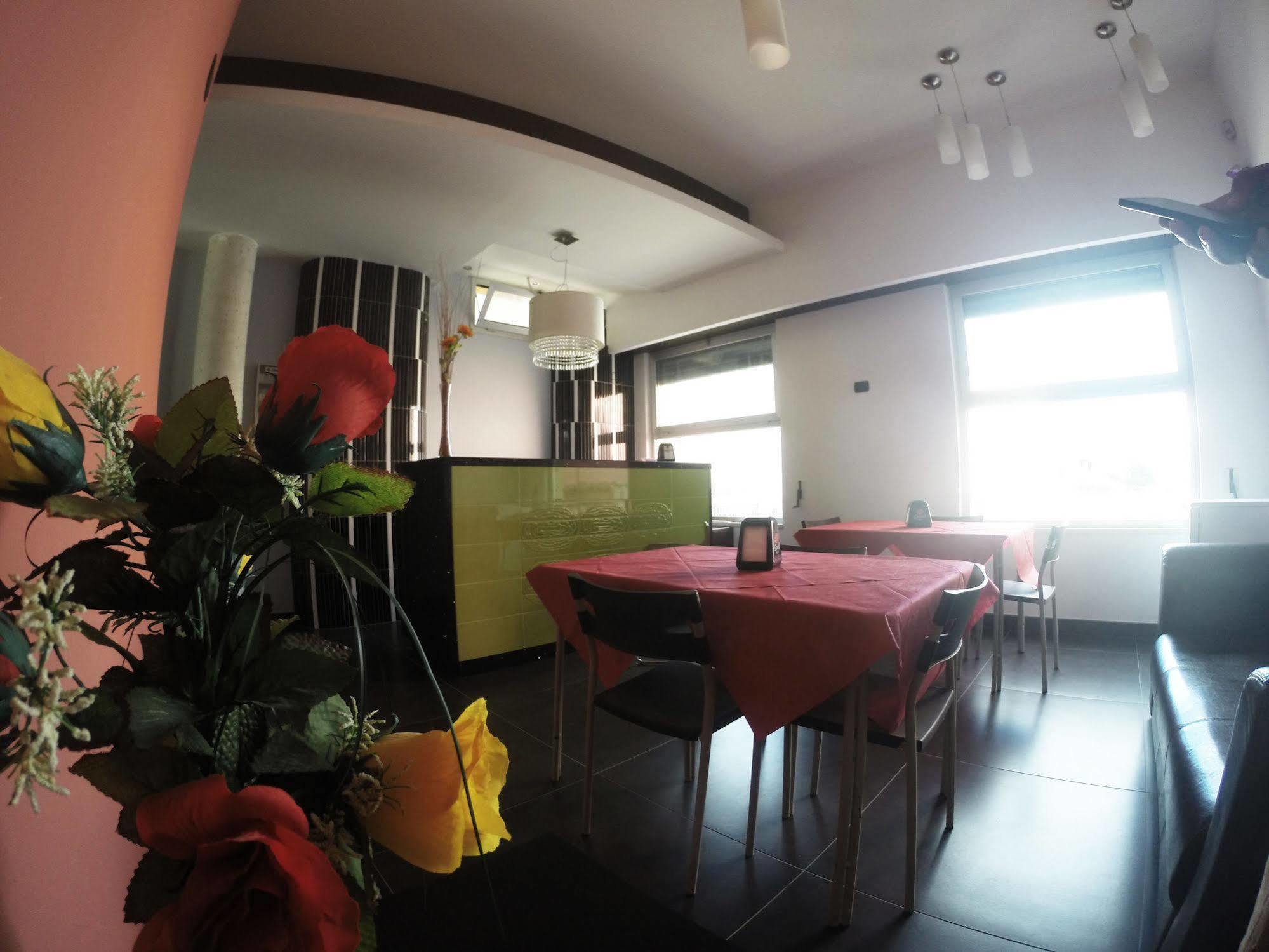 B&B Via Gallipoli Алецио Экстерьер фото